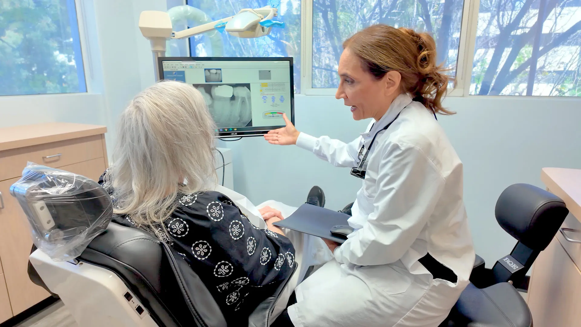 Dentist in West Hills, CA